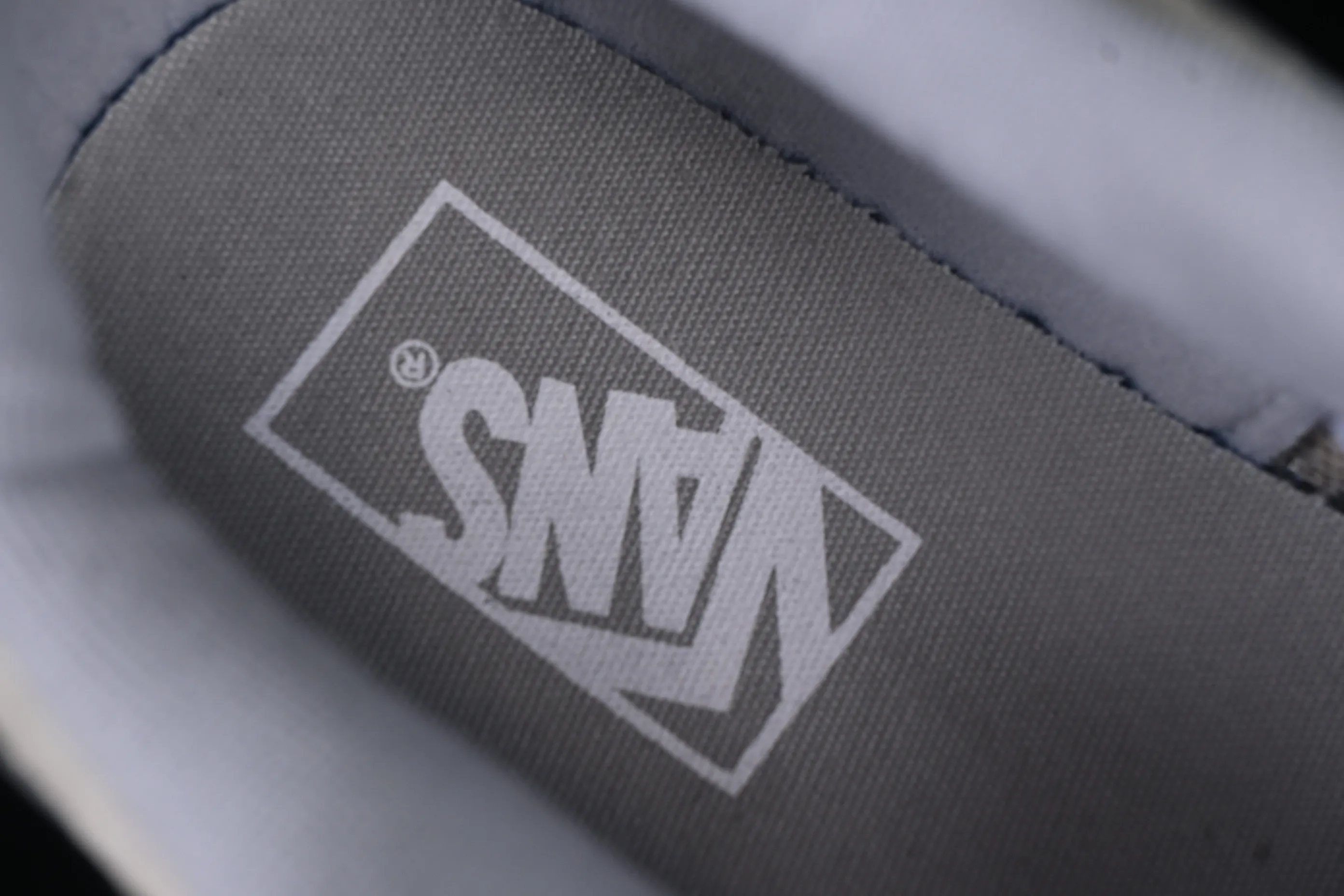 All categories Vans Vans series Vans Low Vans low-top Vans Knu Skool Vans low-top retro casual fat bread shoes VN000D22BH7
